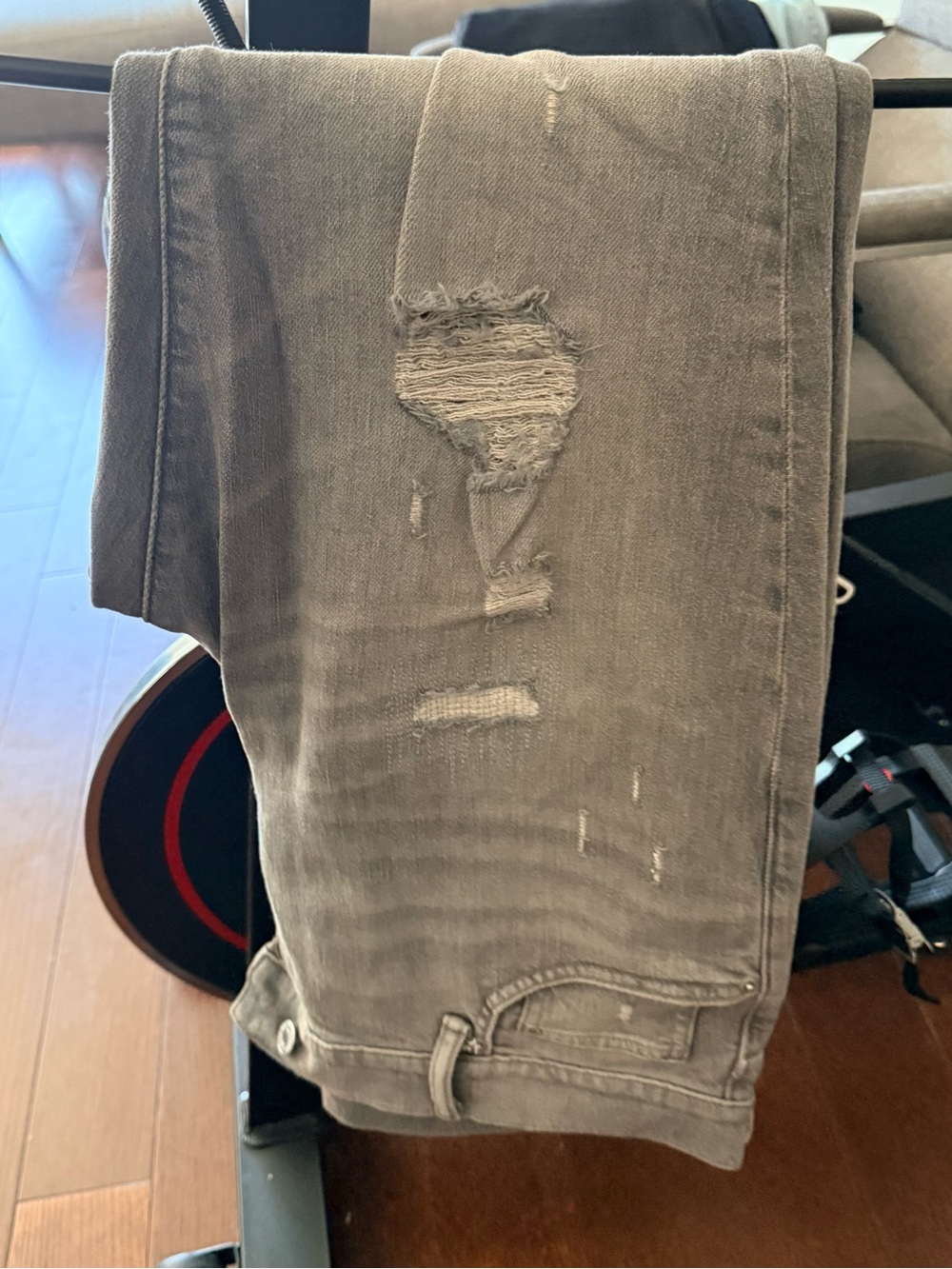 Distressed Gray Skinny Jeans by H&M